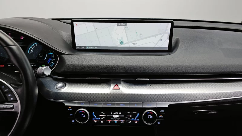 Genesis Electrified G80