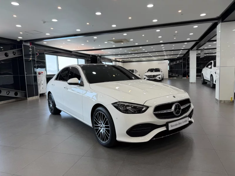Mercedes-Benz C-Class