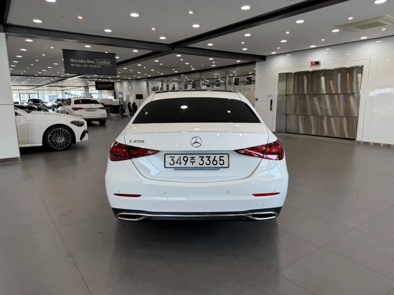 Mercedes-Benz C-Class