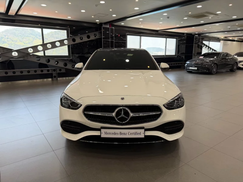 Mercedes-Benz C-Class