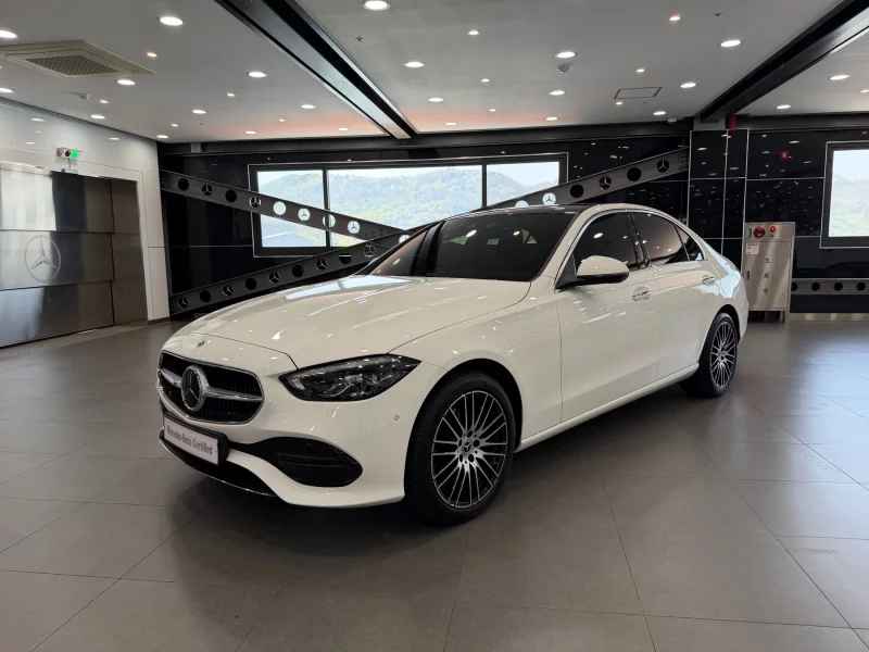 Mercedes-Benz C-Class