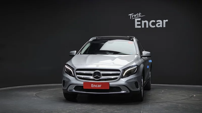Mercedes-Benz GLA-Class