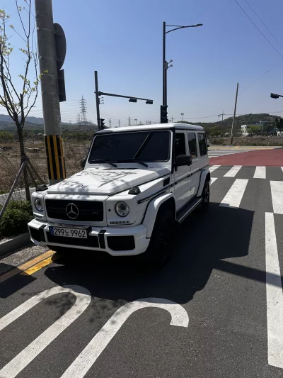Mercedes-Benz G-Class