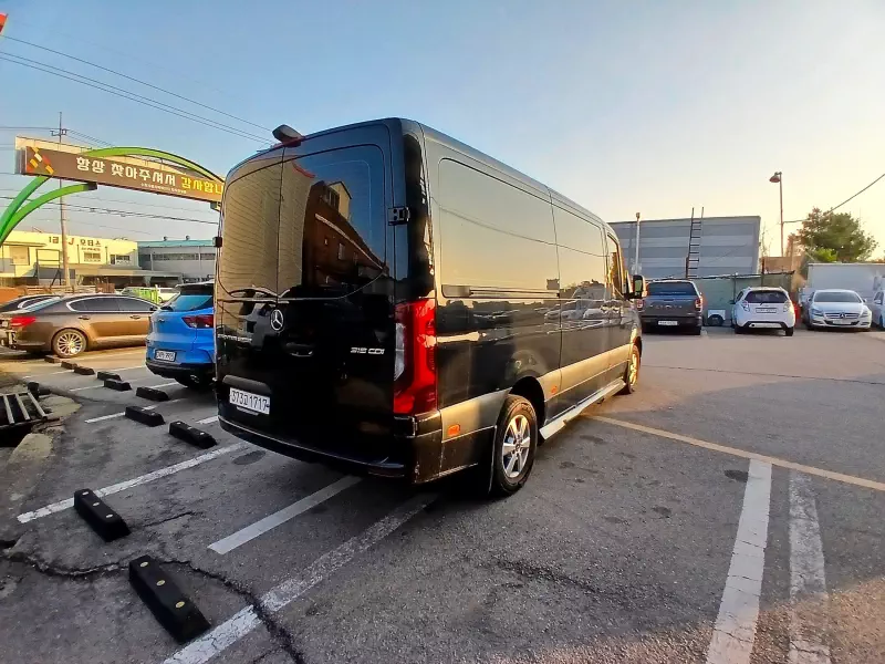 Mercedes-Benz Sprinter