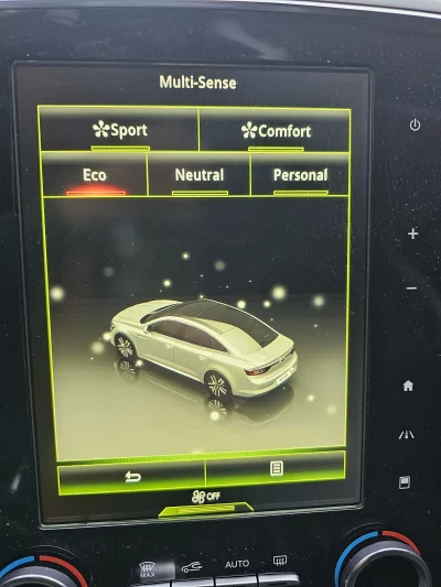 Renault SM6