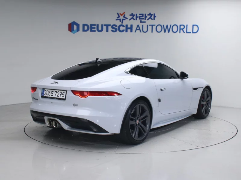 Jaguar F-TYPE