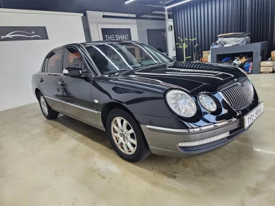 Kia OPIRUS