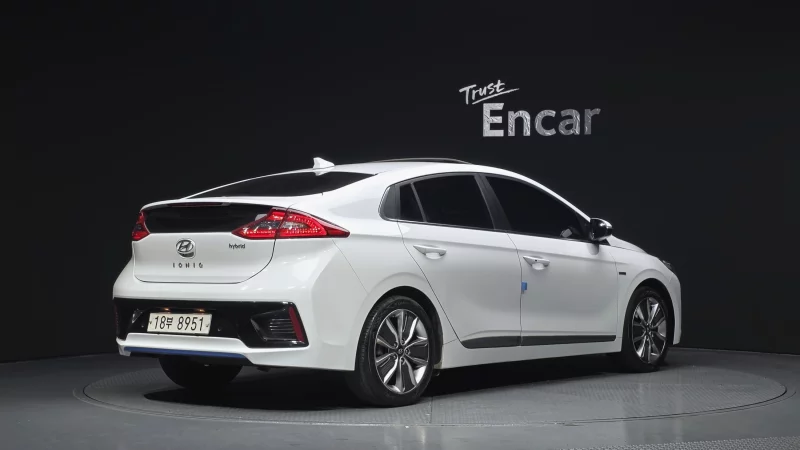 Hyundai Ioniq