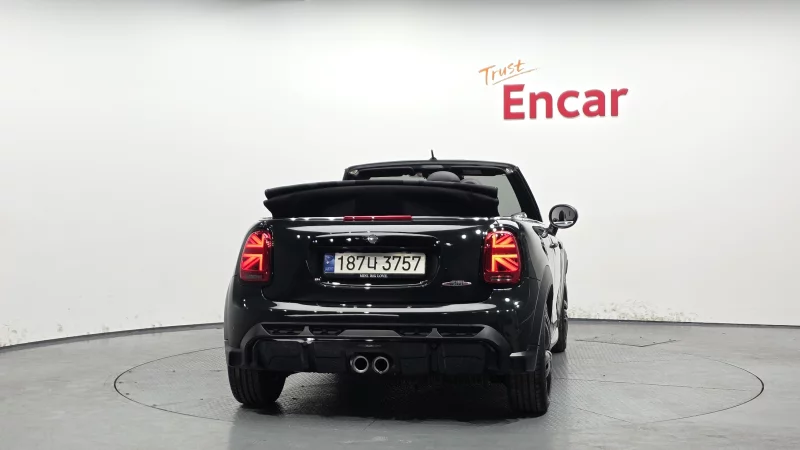 MINI Cooper Convertible