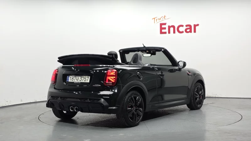 MINI Cooper Convertible