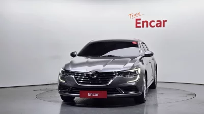 Renault SM6
