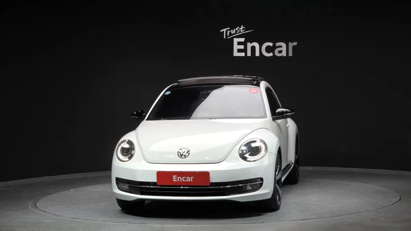 Volkswagen BEETLE