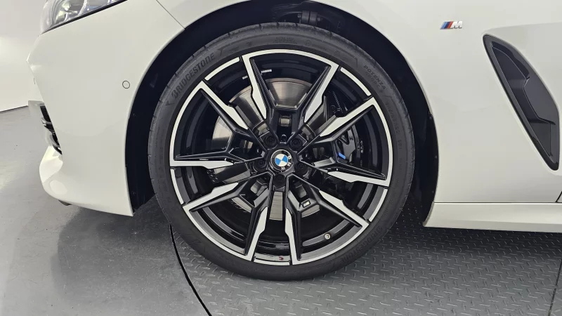 BMW 8-Series