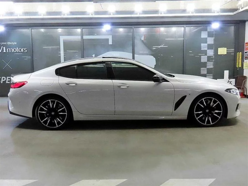 BMW 8-Series