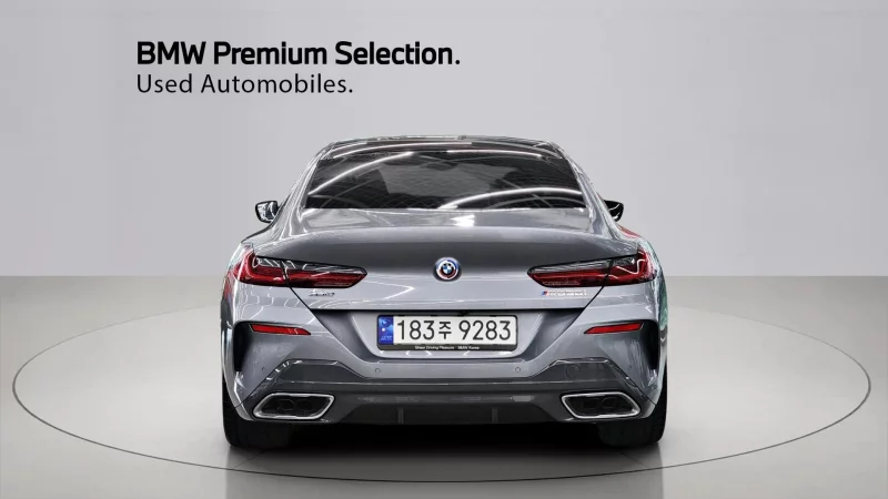 BMW 8-Series