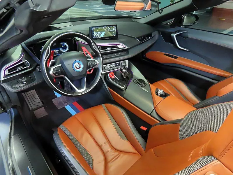 BMW i8