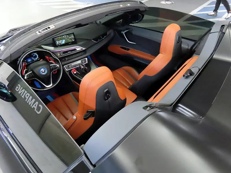 BMW i8