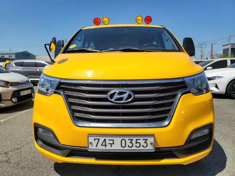 Hyundai Grand Starex