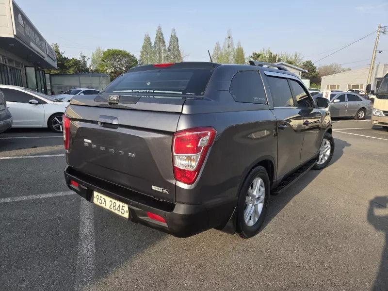 SsangYong Rexton Sports