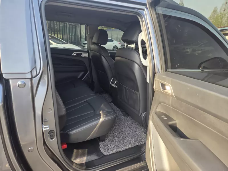 SsangYong Rexton Sports