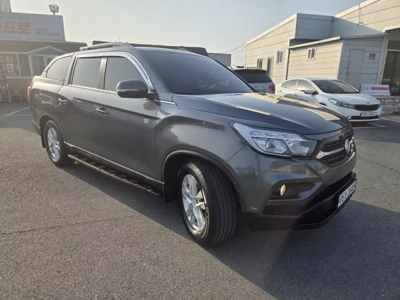 SsangYong Rexton Sports