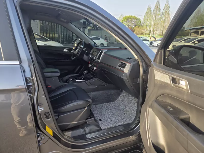 SsangYong Rexton Sports