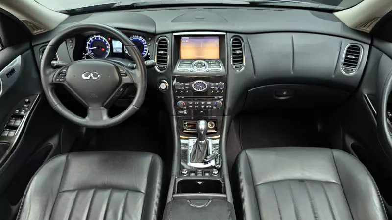Infiniti QX50