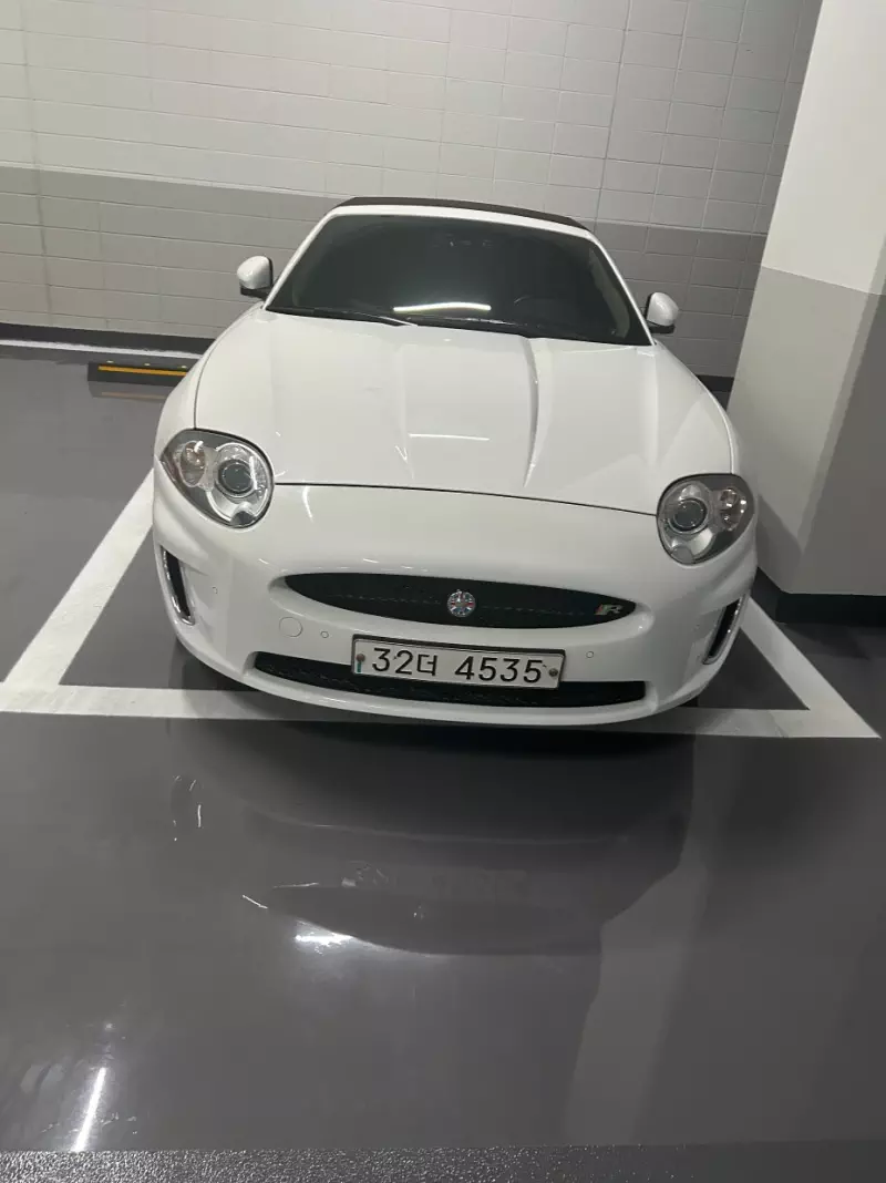Jaguar XK