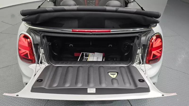 MINI Cooper Convertible