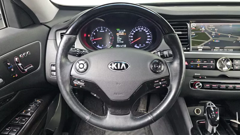 Kia K9