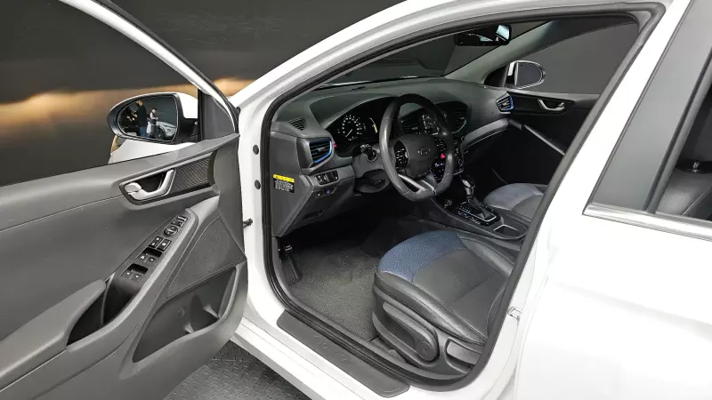 Hyundai Ioniq