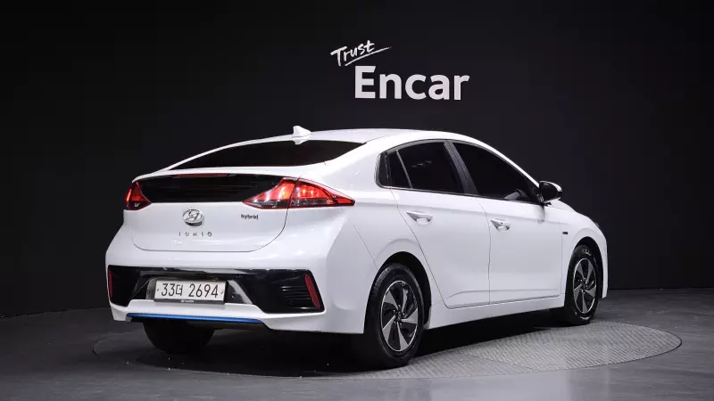 Hyundai Ioniq
