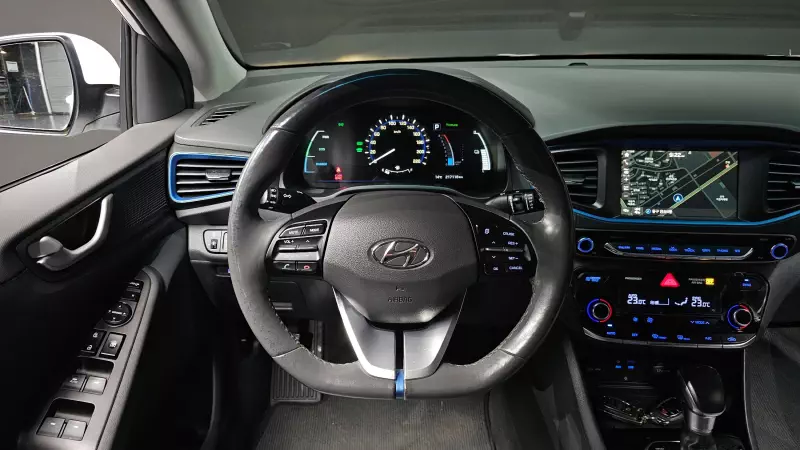 Hyundai Ioniq