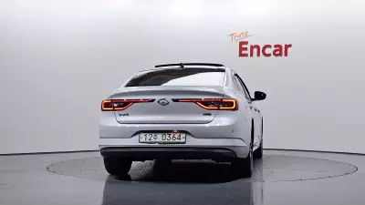Renault SM6