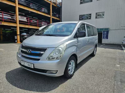 Hyundai Grand Starex