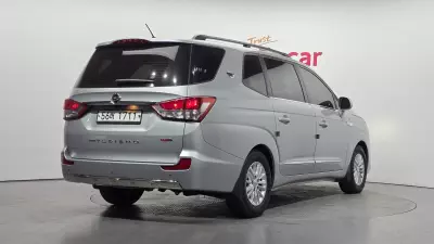 SsangYong Korando Turismo