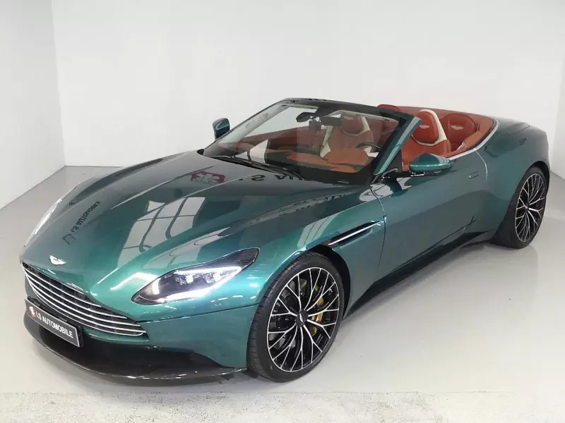 Aston Martin DB11