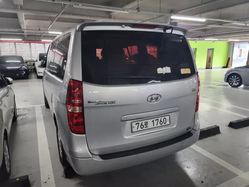 Hyundai Grand Starex