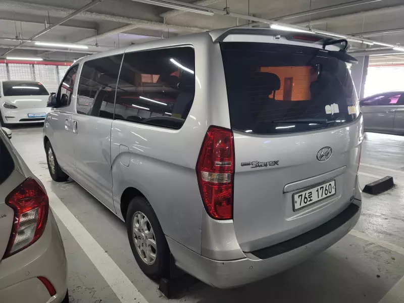 Hyundai Grand Starex