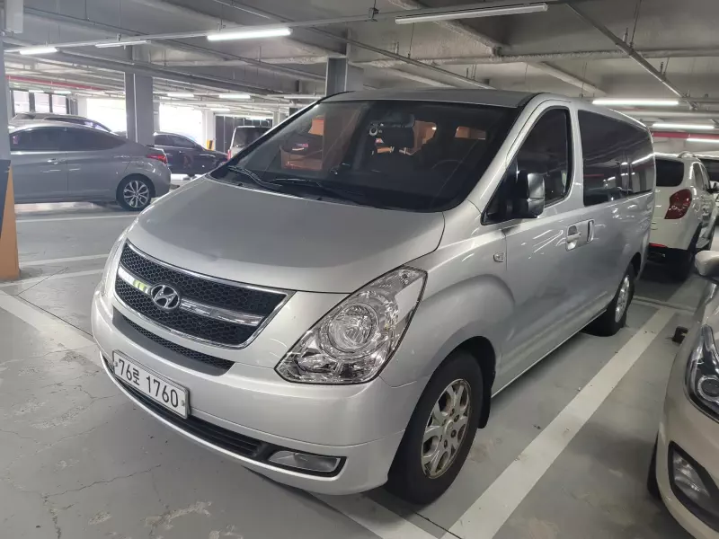 Hyundai Grand Starex