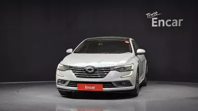 Renault SM6