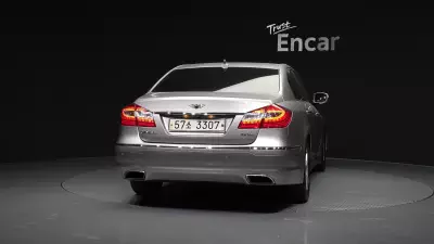 Hyundai Genesis