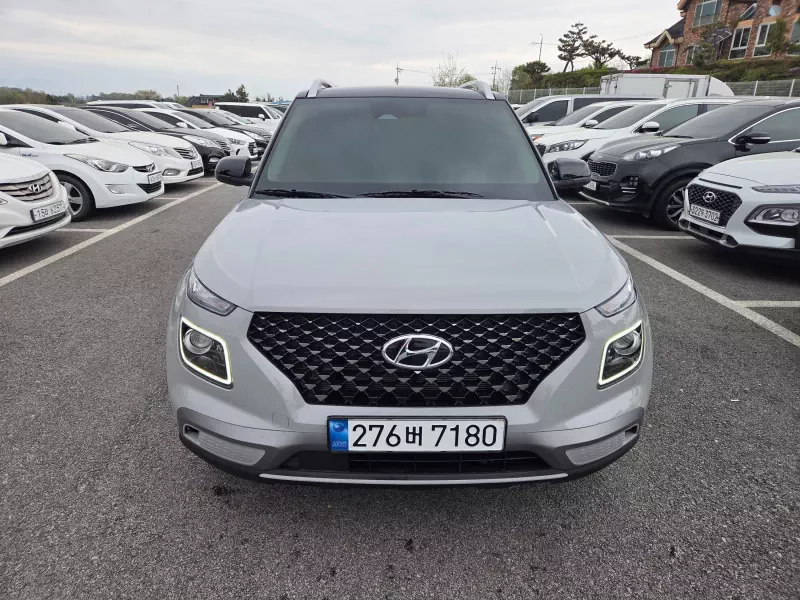 Hyundai Venue