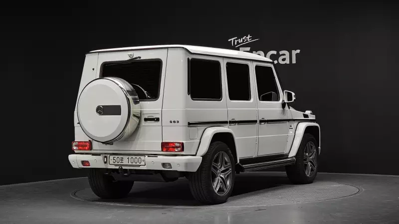 Mercedes-Benz G-Class