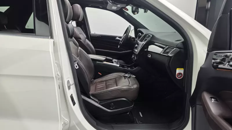 Mercedes-Benz M-class