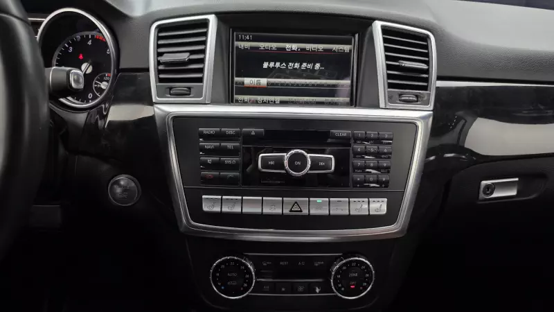 Mercedes-Benz M-class