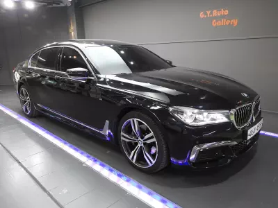 BMW 7-Series