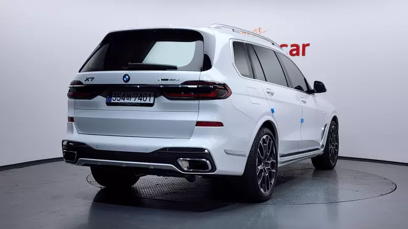 BMW X7