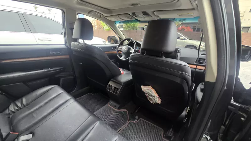 Subaru OUTBACK