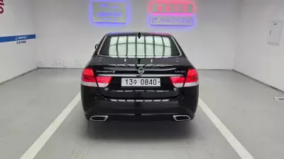 SsangYong Chairman W